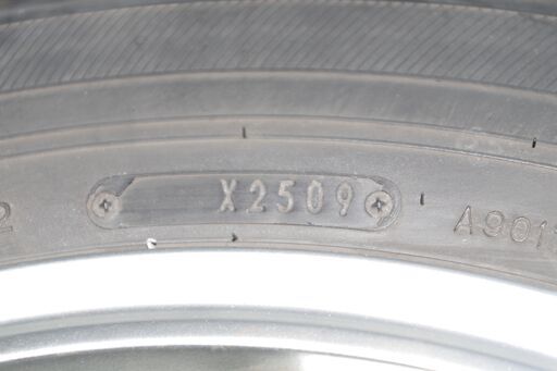中古スタッドレスタイヤ　グッドイヤー　アイスナビバン　195/80R15　アルミホイール付き
