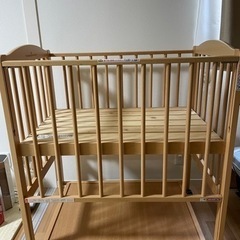 ベビーベッドの画像