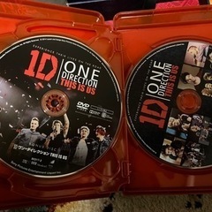 【ONE DIRECTION】9点セット　ポスター、DVDブックレット、シールなどの画像