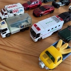 ミニカー　25台　ヘリコプター　1台　まとめ売りの画像