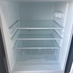 《値下げしました！》2023年製 アイリスオーヤマ 冷蔵庫 142L 家庭用 幅50cm 冷凍庫 53L 右開き ブラック IRSD-14A-B 一人暮らし 省エネ 節電 静音設計 最高水準の冷凍機能 冷凍室3段 2ドアの画像
