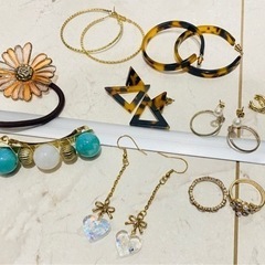 アクセサリーたくさん❤️ ピアス　髪留め　指輪など