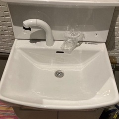 洗面化粧台 600mm 陶器製ボウル シングルレバーシャワー曇り止めヒーター付の画像