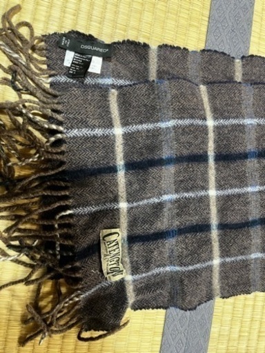 ディースクエアード　マフラー