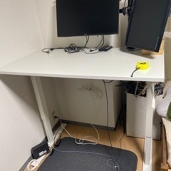 取りに来れる方限定！IKEA昇降式デスク