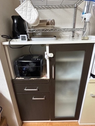 2/5までに取りに来れる方！値下げ！食器棚