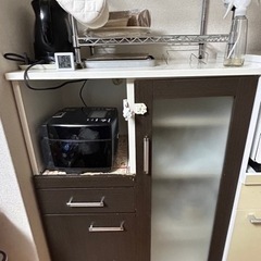2/5までに取りに来れる方！値下げ！食器棚