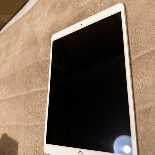 iPad Air3 64G価格変更致しました。