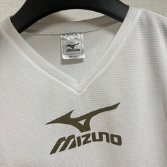 MIZUNO ミズノ　スポーツ インナー ノースリーブ Vネック Tシャツ　中古品（状態良品）の画像