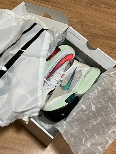 新品！NIKE アルファフライNEXT％ ウィメンズ24cm！