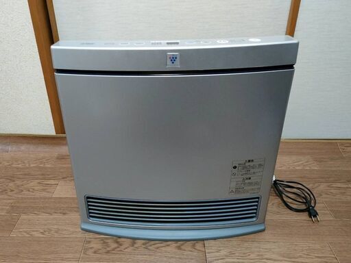 【お話中】リンナイ製　イオン機能付きガスファンヒーター（都市ガス用）