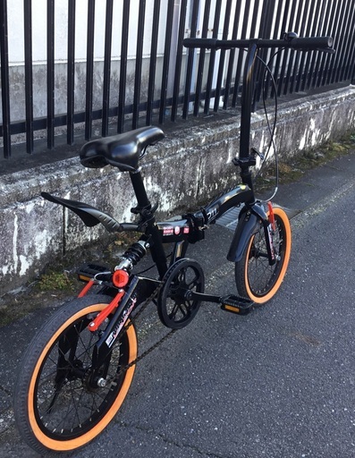 動作＞ドッペルギャンガーFD11・折りたたみ自転車 16インチ・ブラック