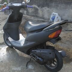 ⭐ホンダライブディオZXタイプ　マットブラック　AF34　ウイング付き　自家塗装っぽい感じです　原付バイクの画像