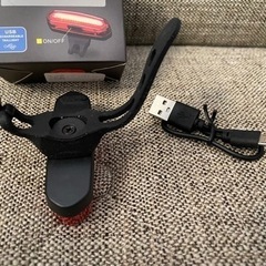 LEDリアライト　USB充電式　自転車やランニング、トレッキングなどで！の画像