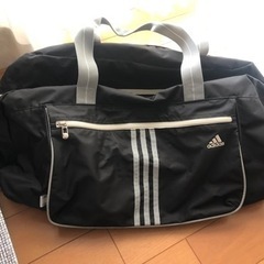 アディダス　adidas スポーツバッグ　2️⃣の画像