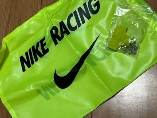 新品！NIKE中距離スパイク！陸上部必見！24cm！