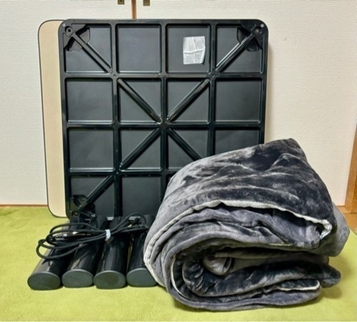 【中古】リバーシブル　電気こたつ　（＋厚めコタツ布団）