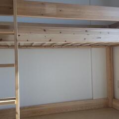 無印良品　パイン材ミドルベット パイン材ミドルベッドはベッド下に友達と遊ぶスペースや、集中して勉強