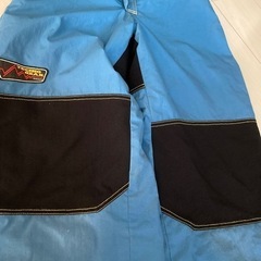 DESCENTE デサント　防寒　雪遊び　スキー　ズボン　ツナギ  Lサイズの画像