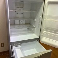 家電セット(冷蔵庫、電子レンジ、洗濯機)の画像