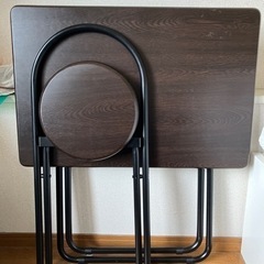 【引き渡し先決定済み】折りたたみ　机椅子セット