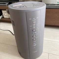 象印 加湿器 グレー 置き型　23年製 象印 加湿器 グレー 置き型 23年製 （加湿器シーズン本番