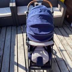 赤ちゃん本舗限定モデル♦︎アップリカ♦︎ベビーカー♦︎レインカバー&バッグ付の画像
