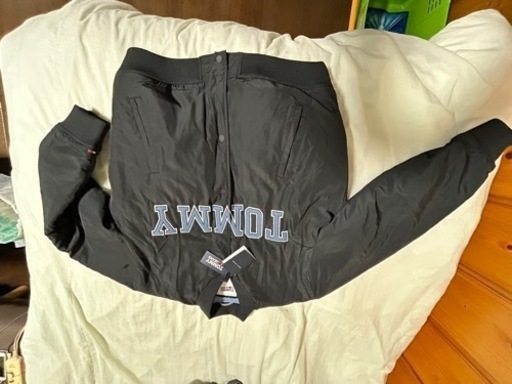 トミー  フィルフィガー ジャンパー