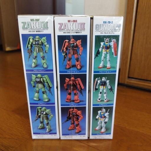 旧ガンダム　プラモデルセット