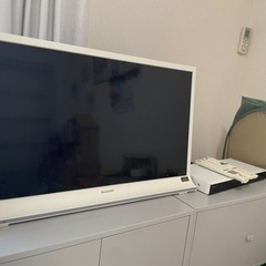 SHARP 32v 液晶テレビ　レコーダー
