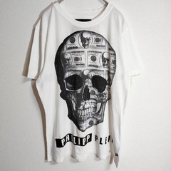 フィリッププレインのスカルプリントTシャツ／未使用に近い超美品〜S相当