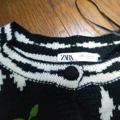 ZARA  花柄カーディガンの画像