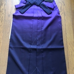 紫グラデーション　袴　L サイズ（未使用）の画像