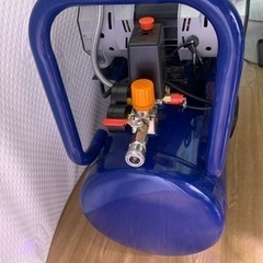 イリイ ２馬力オイルレスエアーコンプレッサー39L　静音　TR-303EC