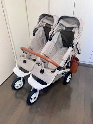お取引き予定あり【カスタムカラー】エアバギー ココダブル アースサンド 双子用ベビーカー 年子用ベビーカー