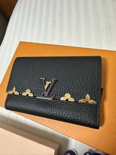 ルイヴィトン　カプシーヌ　コンパクト　ノワール