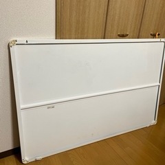 【決まりました】ホワイトボード　IKEA VEMUND 12571 140㎝×90㎝の画像