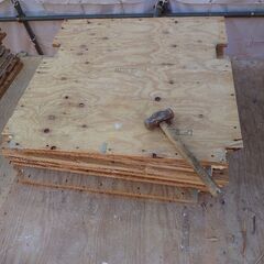 コンパネ　床材の画像