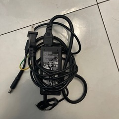 もうすぐ捨てます！！dell 充電器　ACアダプタの画像