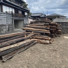 薪　建築廃材　エコリサイクル　わらの画像