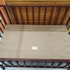 ベビーベッド 幅77cm ベビー用品 マット付き 家具 ヤトミ 寝具 ダークブラウン 苫小牧西店の画像