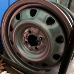 シエンタ　15インチ   5つ穴　鉄ホイール　４個セット　