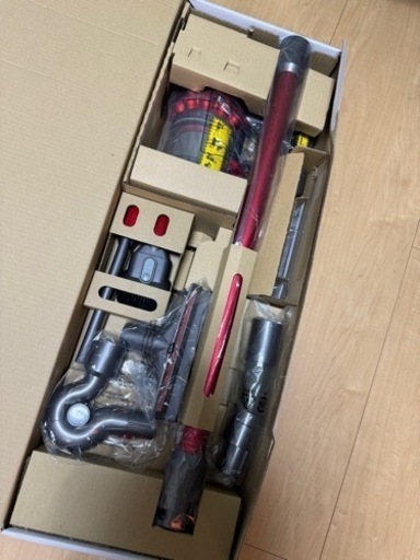 付属パーツほぼ新品★ ダイソン掃除機『Dyson Cyclone V10 Fluffy+』SV12 FF COM