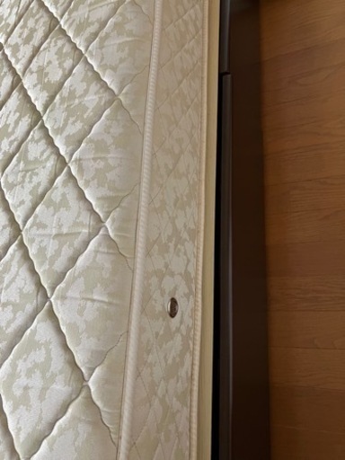 引き出し付きセミダブルベット