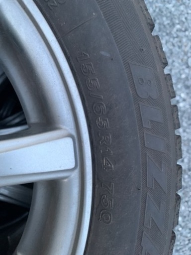 スタッドレスタイヤ　155/65R14 ブリヂストン　ブリザック