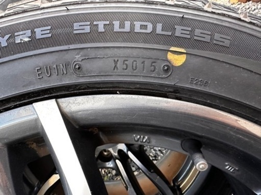 225/50R18スタッドレスアルミホイール4本セットDUNLOP winter MAXX WM01 112 5穴　18インチ　美品　送料無料　MAK MFF