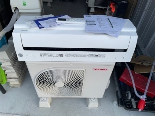 【引取限定愛知】TOSHIBA　 6畳用　2.2kwエアコン　RAS-J2211AP 2022年製