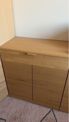 4/23まで【美品】カリモク家具 キャビネット①