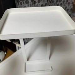 タワー トイレットペーパーラックの画像