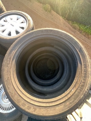 LINGLONG L689 305/40R22 中古タイヤ　4本セット